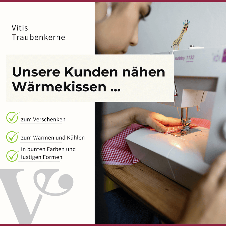 Eine Frau näht Traubenkernkissen.